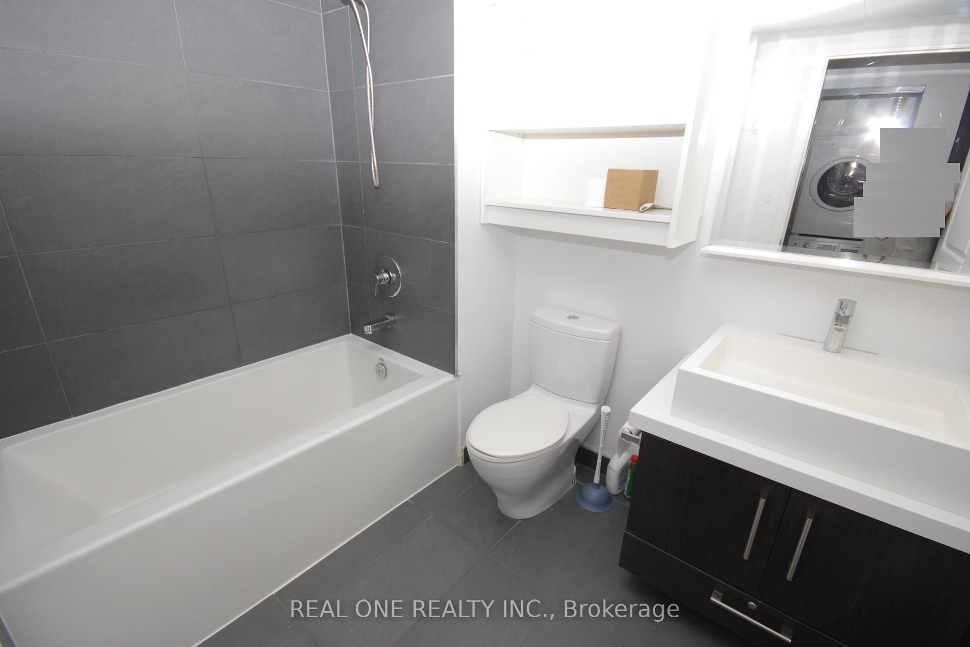 Photo 12 of Unit 1003, 65 St Mary Street, Toronto, Bay Street Corridor — HOMEH