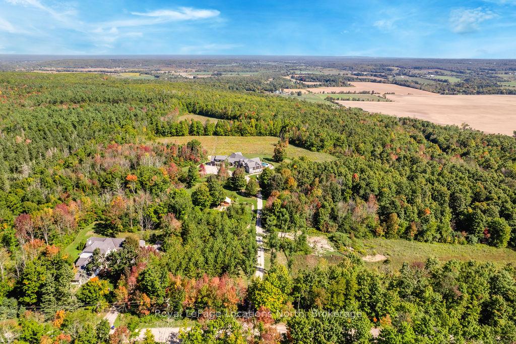 Photo 7 of 5385 8 Line N, Oro-Medonte, Moonstone — HOMEH