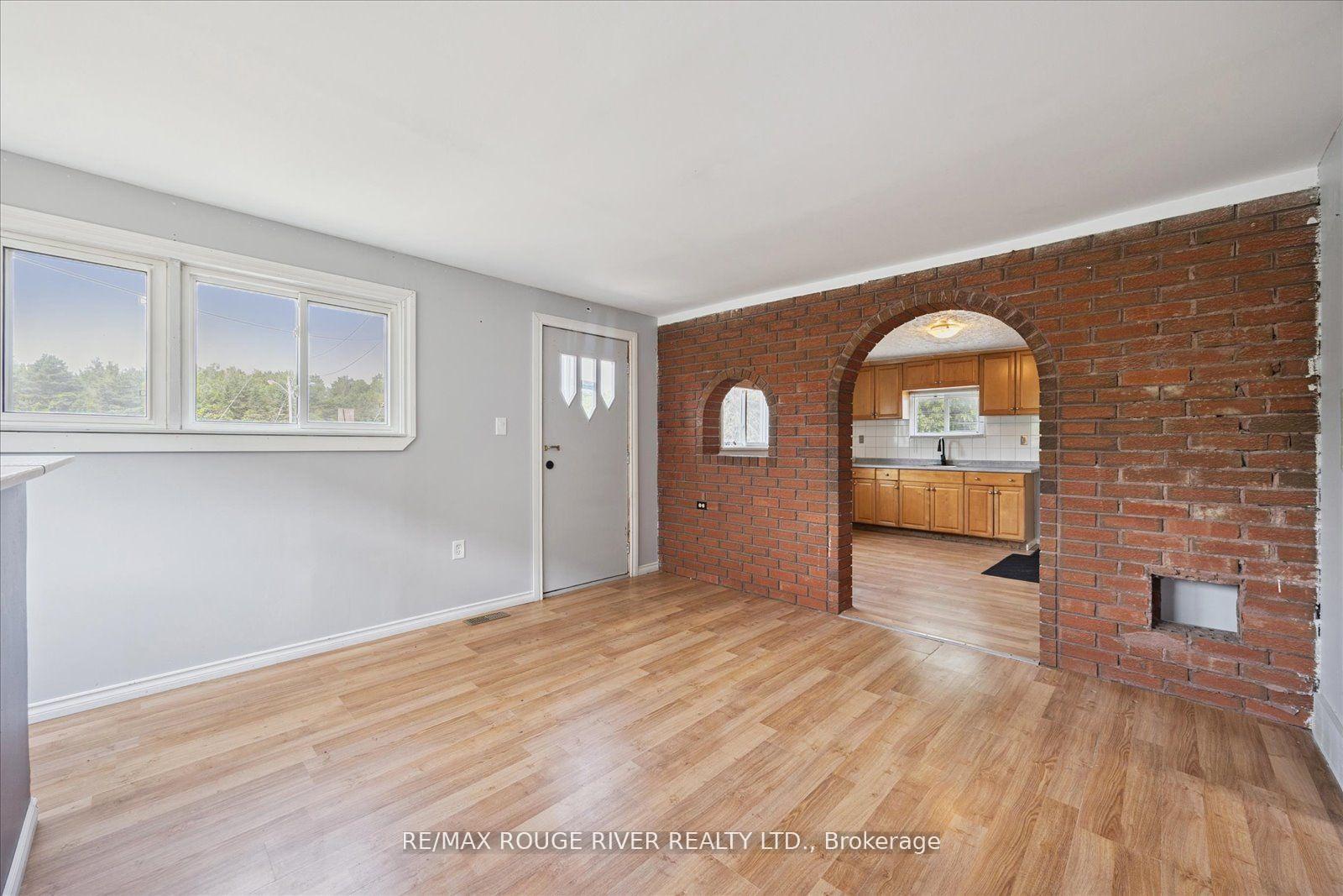 Photo 6 of 2037 Nash Road, Clarington, Rural Clarington — HOMEH