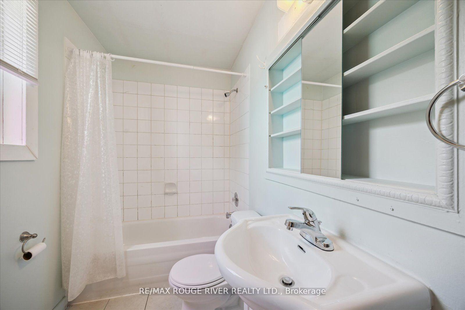Photo 14 of 2037 Nash Road, Clarington, Rural Clarington — HOMEH