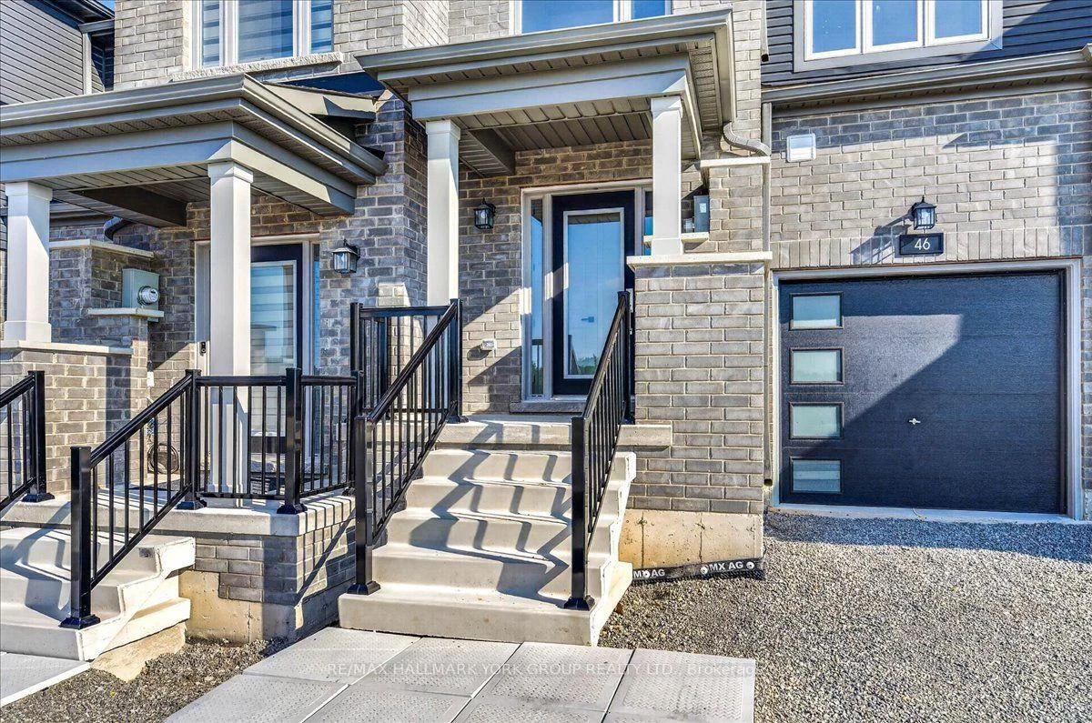 Photo 2 of 46 McAush Street, Barrie, Rural Barrie Southeast — HOMEH
