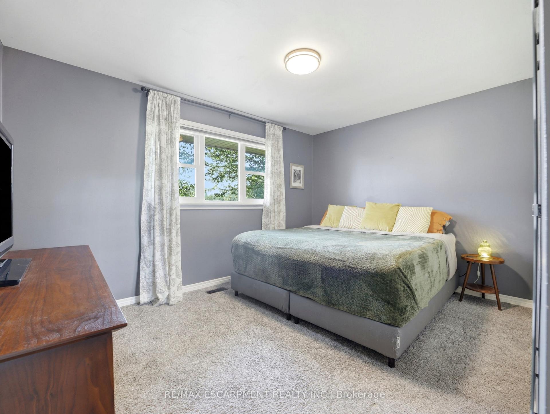 Photo 14 of 135 Port Maitland Road, Haldimand, Dunnville — HOMEH