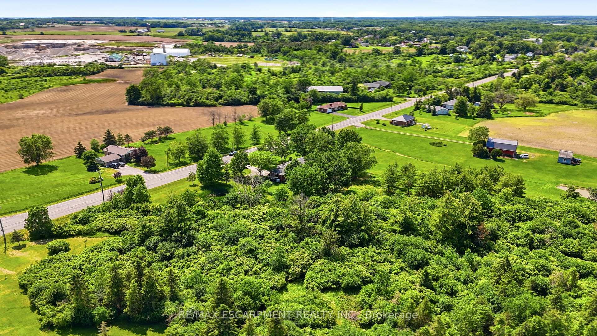 Photo 32 of 135 Port Maitland Road, Haldimand, Dunnville — HOMEH