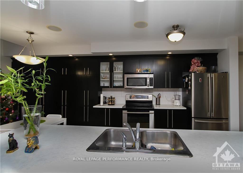 Photo 5 of 829 Percifor Way, Ottawa, Mer Bleue/Bradley Estates/Anderson Park — HOMEH