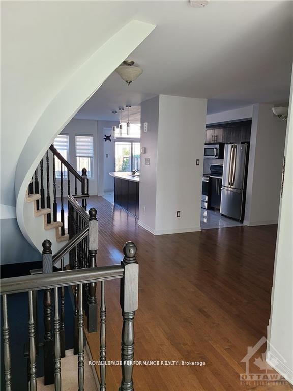 Photo 6 of 829 Percifor Way, Ottawa, Mer Bleue/Bradley Estates/Anderson Park — HOMEH