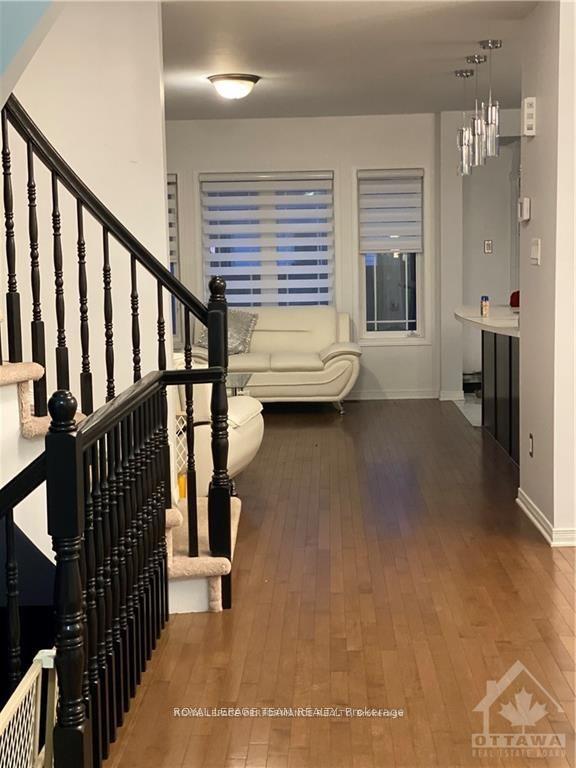Photo 11 of 829 Percifor Way, Ottawa, Mer Bleue/Bradley Estates/Anderson Park — HOMEH
