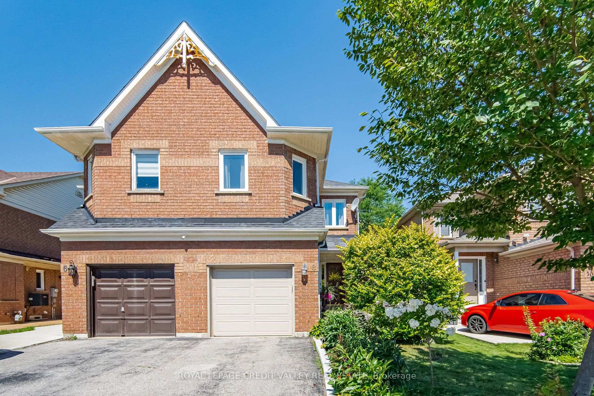Photo 1 of 8 Pressed Brick Drive, Brampton, Brampton North — HOMEH