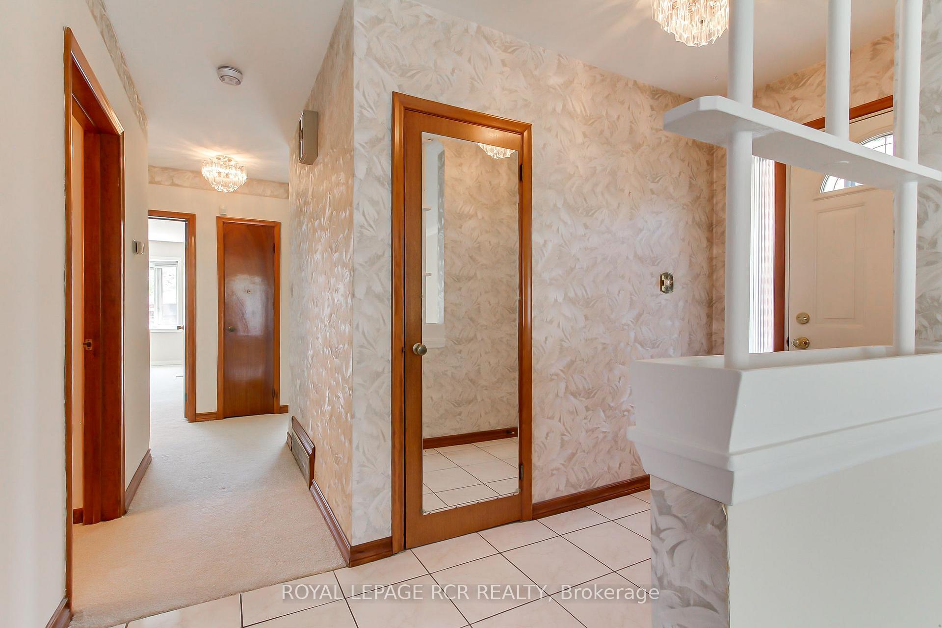 Photo 20 of 77 Alhart Drive, Etobicoke, Thistletown-Beaumonde Heights — HOMEH