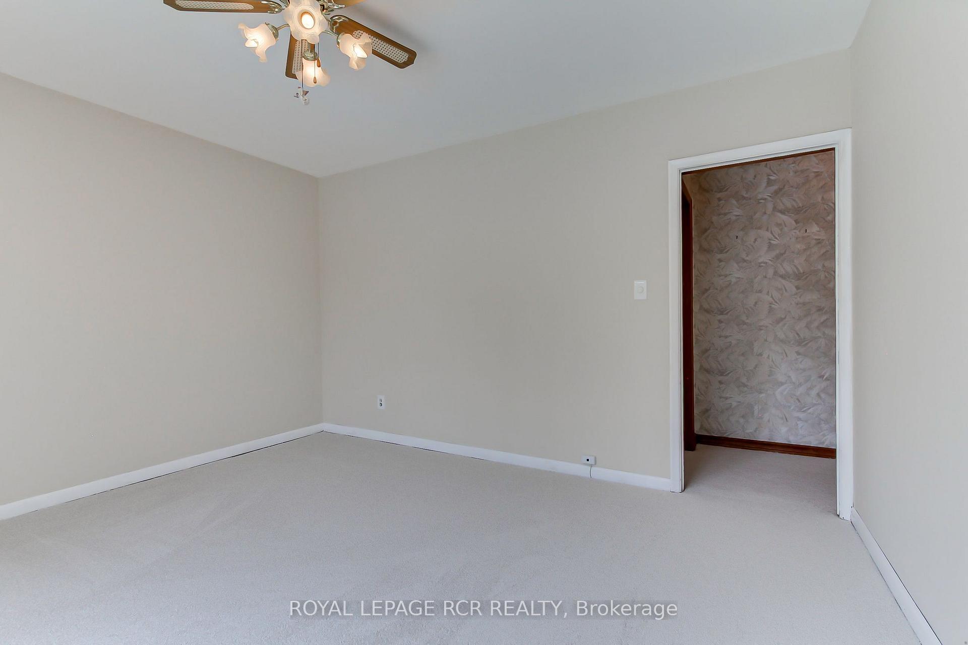 Photo 25 of 77 Alhart Drive, Etobicoke, Thistletown-Beaumonde Heights — HOMEH
