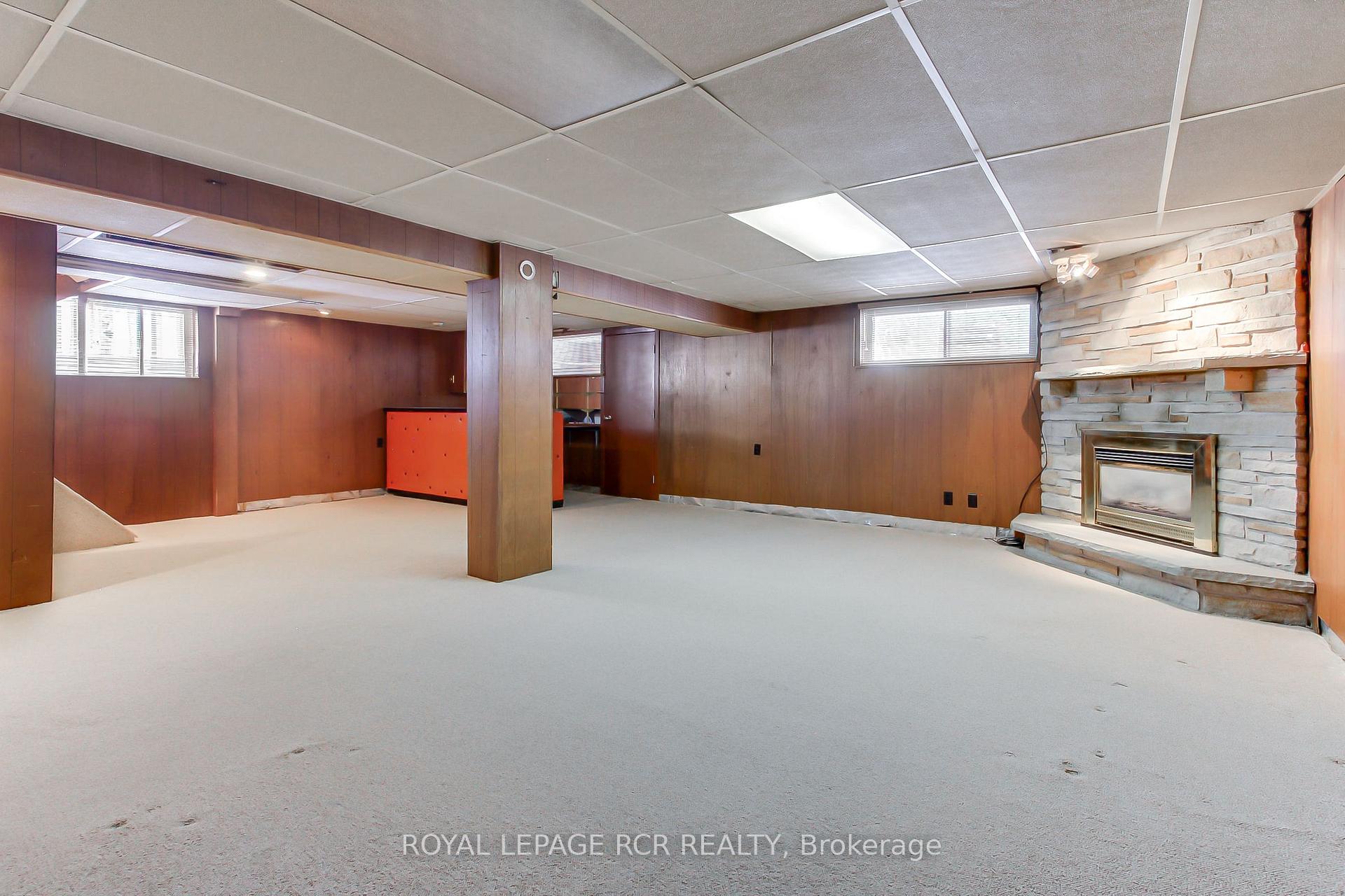 Photo 34 of 77 Alhart Drive, Etobicoke, Thistletown-Beaumonde Heights — HOMEH
