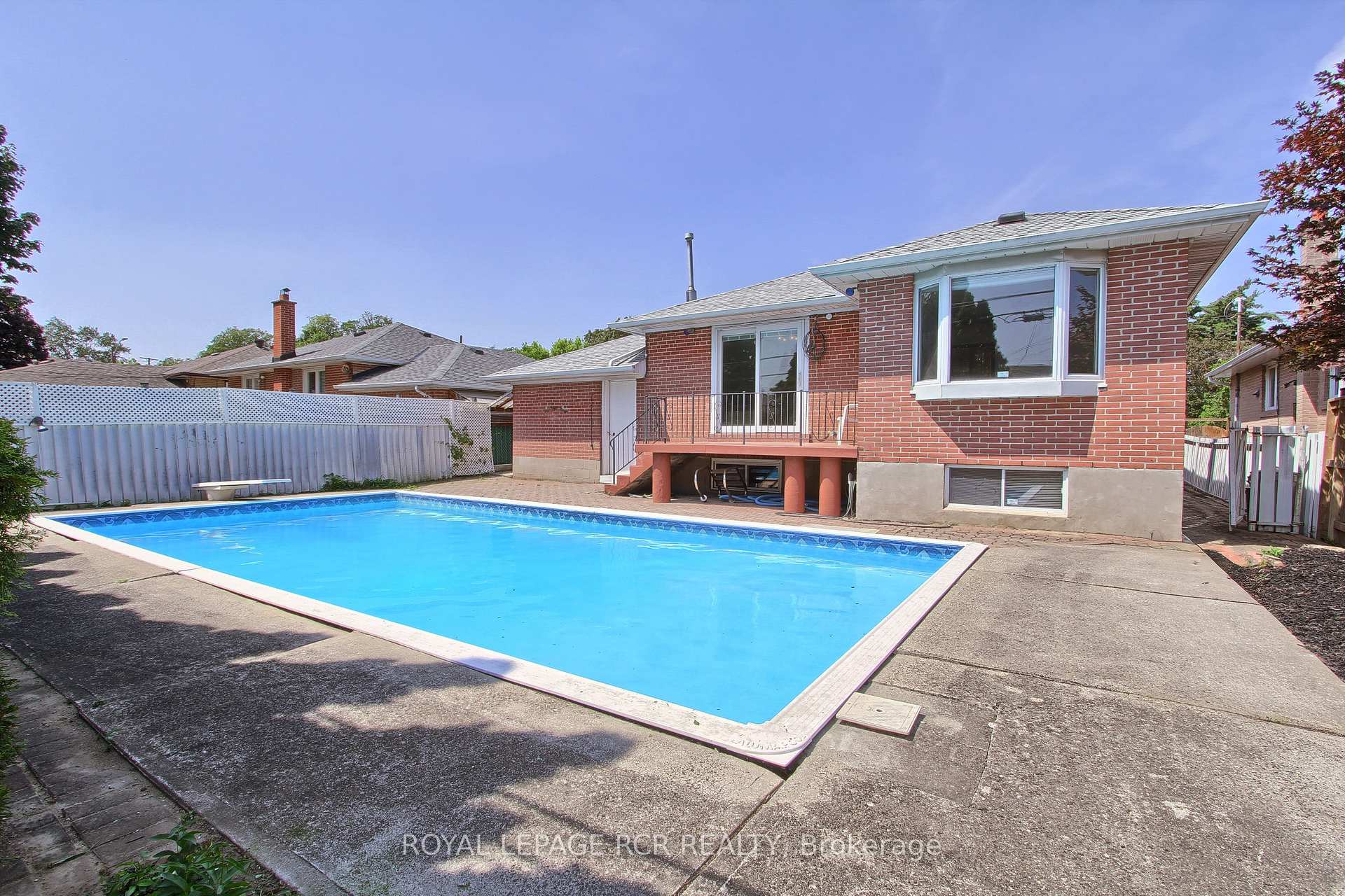 Photo 43 of 77 Alhart Drive, Etobicoke, Thistletown-Beaumonde Heights — HOMEH