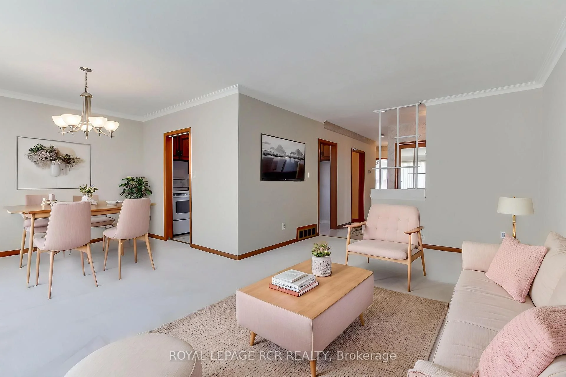Photo 10 of 77 Alhart Drive, Etobicoke, Thistletown-Beaumonde Heights — HOMEH