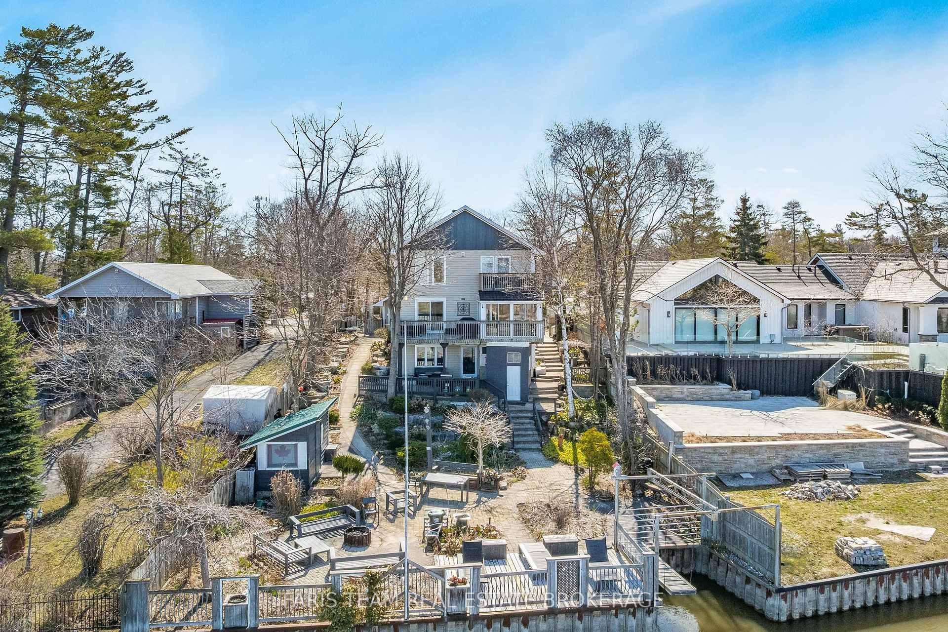 Photo 3 of 60 River Avenue Crescent, Wasaga Beach — HOMEH