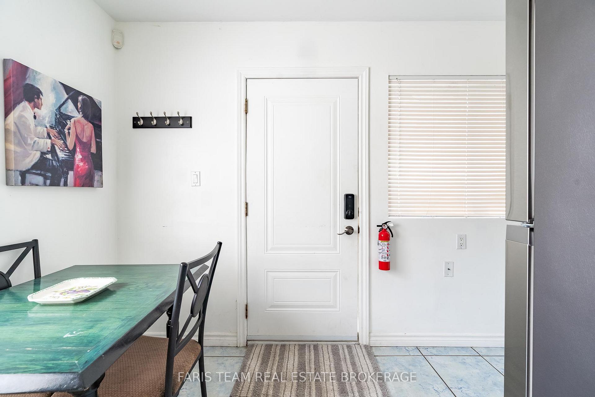 Photo 23 of 60 River Avenue Crescent, Wasaga Beach — HOMEH