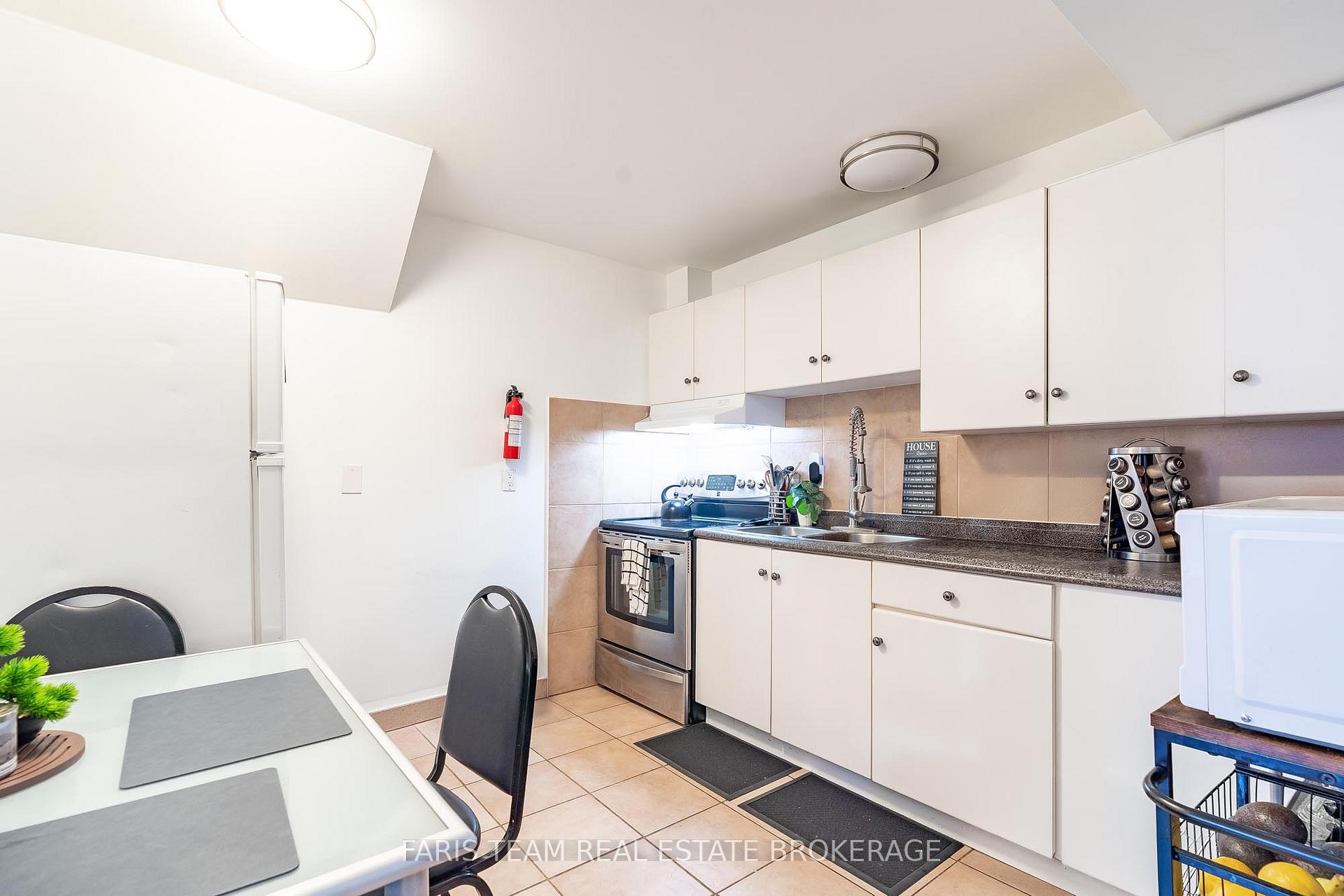Photo 29 of 60 River Avenue Crescent, Wasaga Beach — HOMEH
