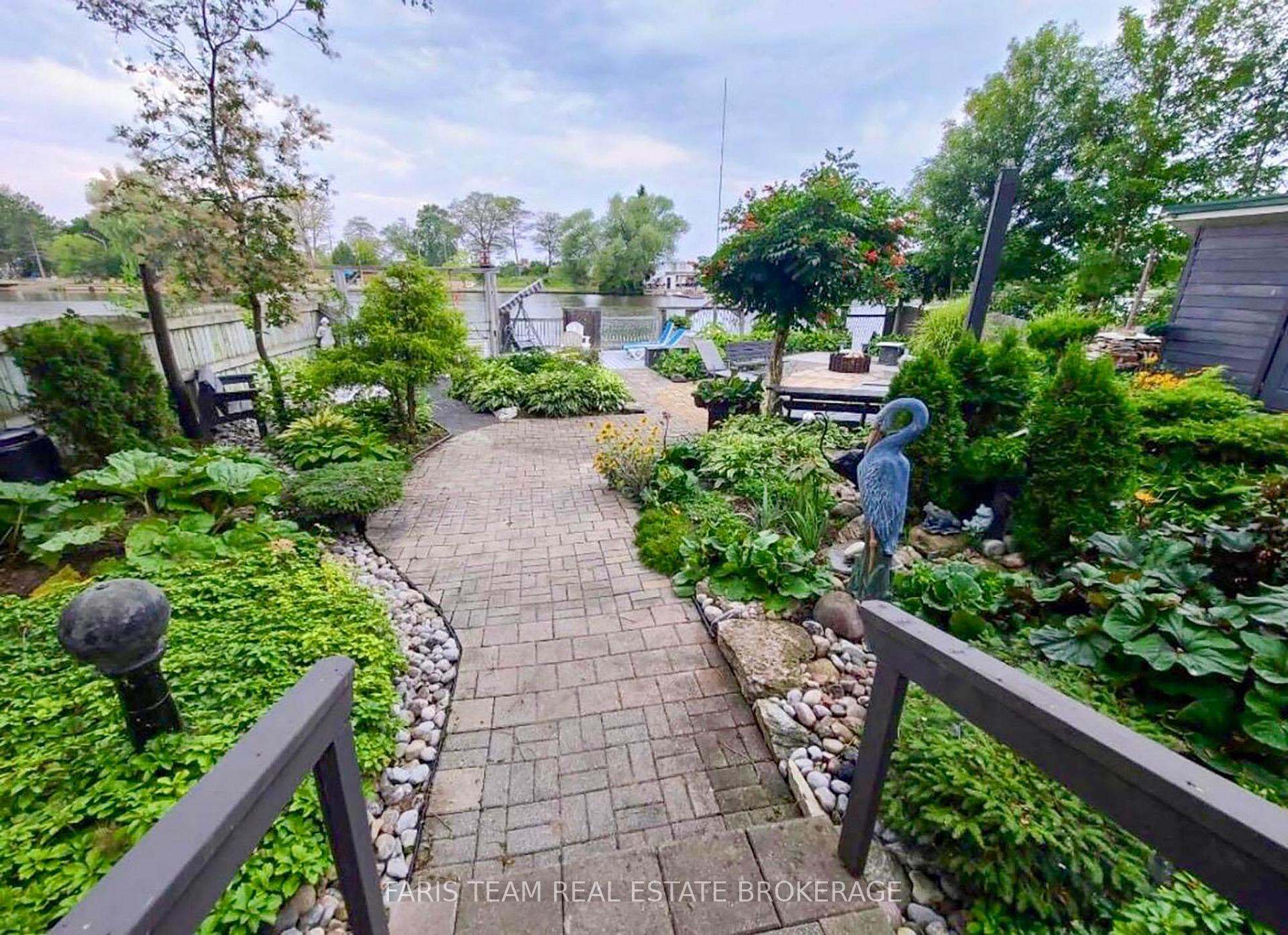 Photo 46 of 60 River Avenue Crescent, Wasaga Beach — HOMEH