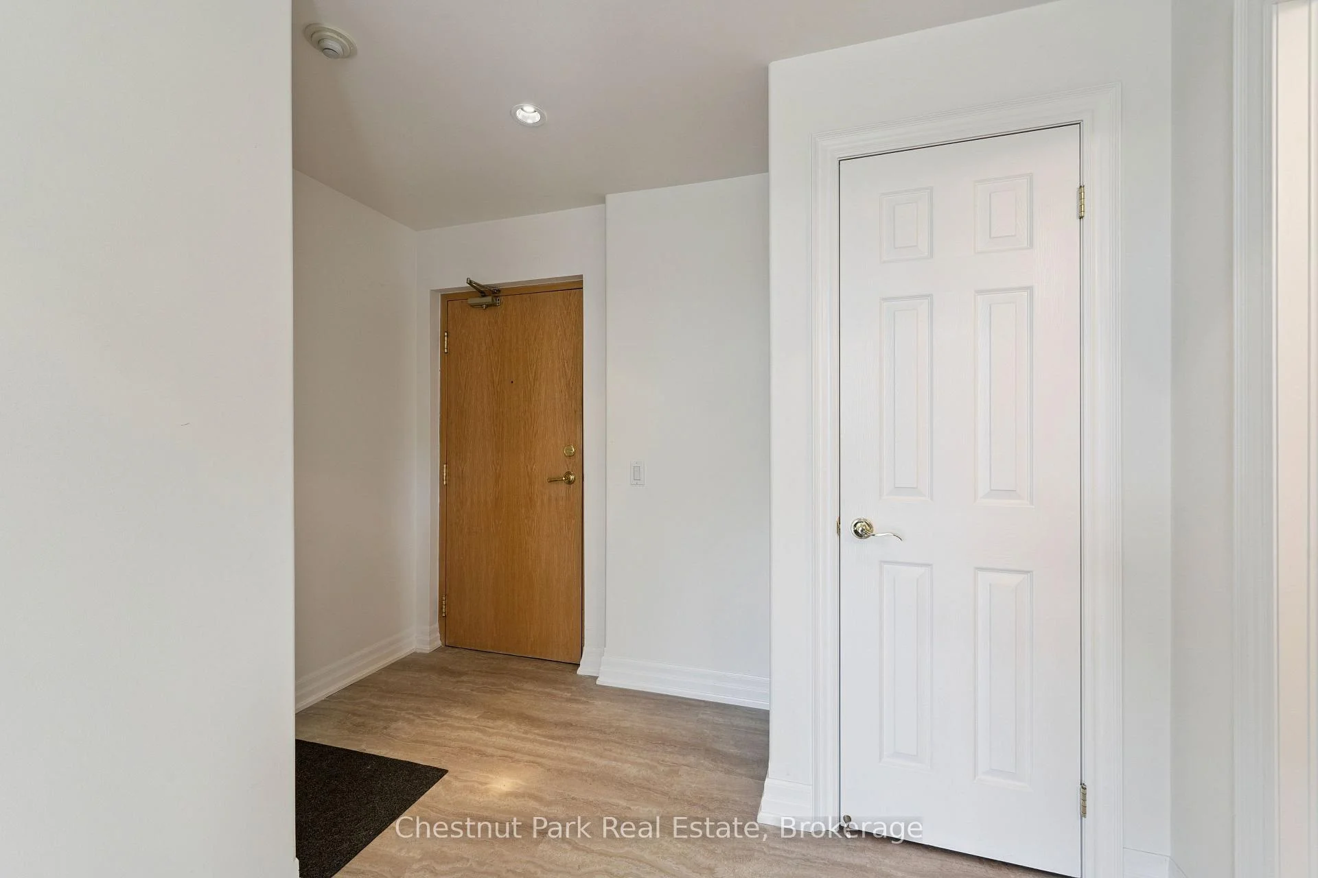 Photo 14 of Unit 601, 110 Steamship Bay Road, Gravenhurst, Muskoka (S) — HOMEH