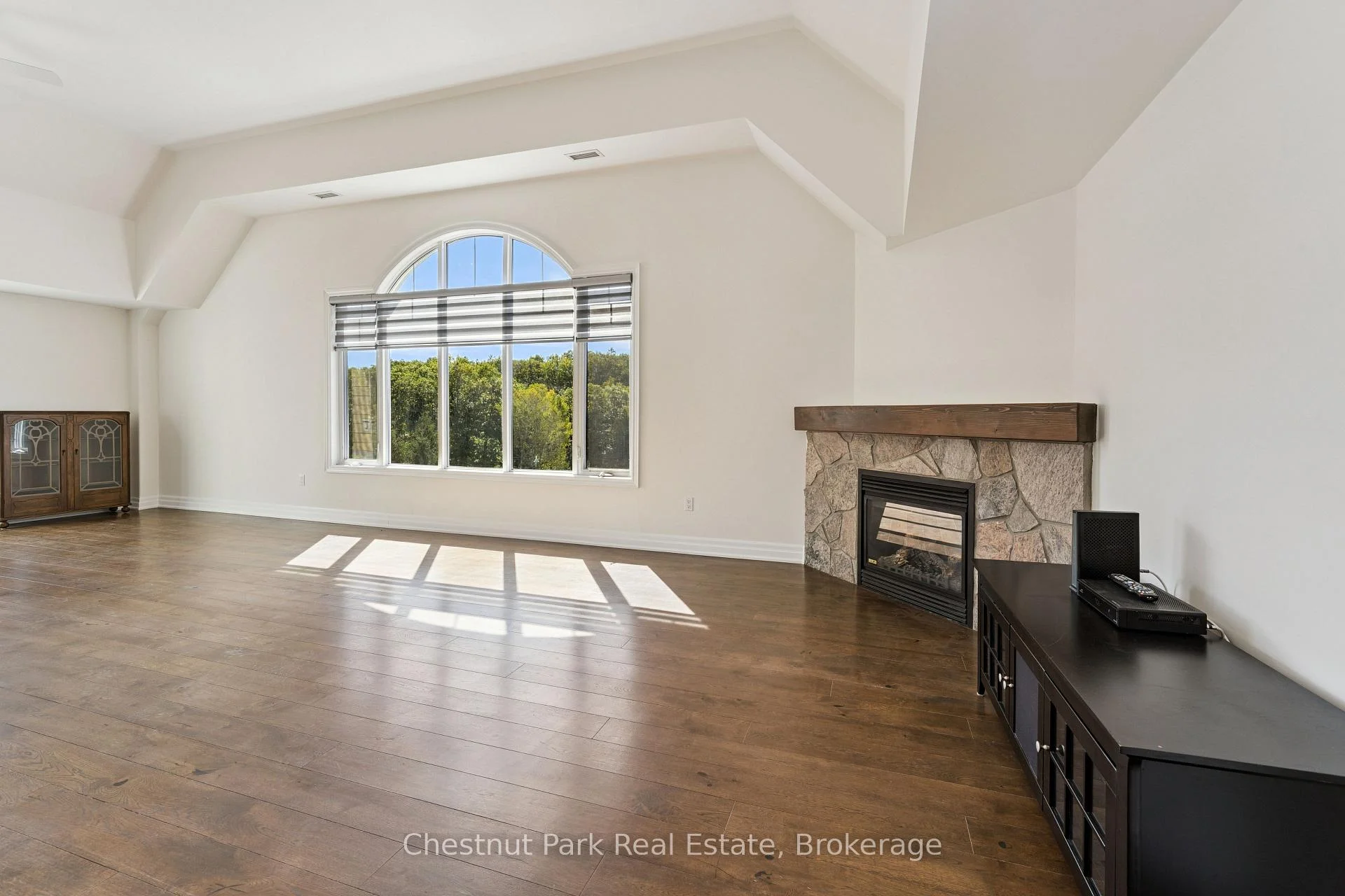 Photo 22 of Unit 601, 110 Steamship Bay Road, Gravenhurst, Muskoka (S) — HOMEH