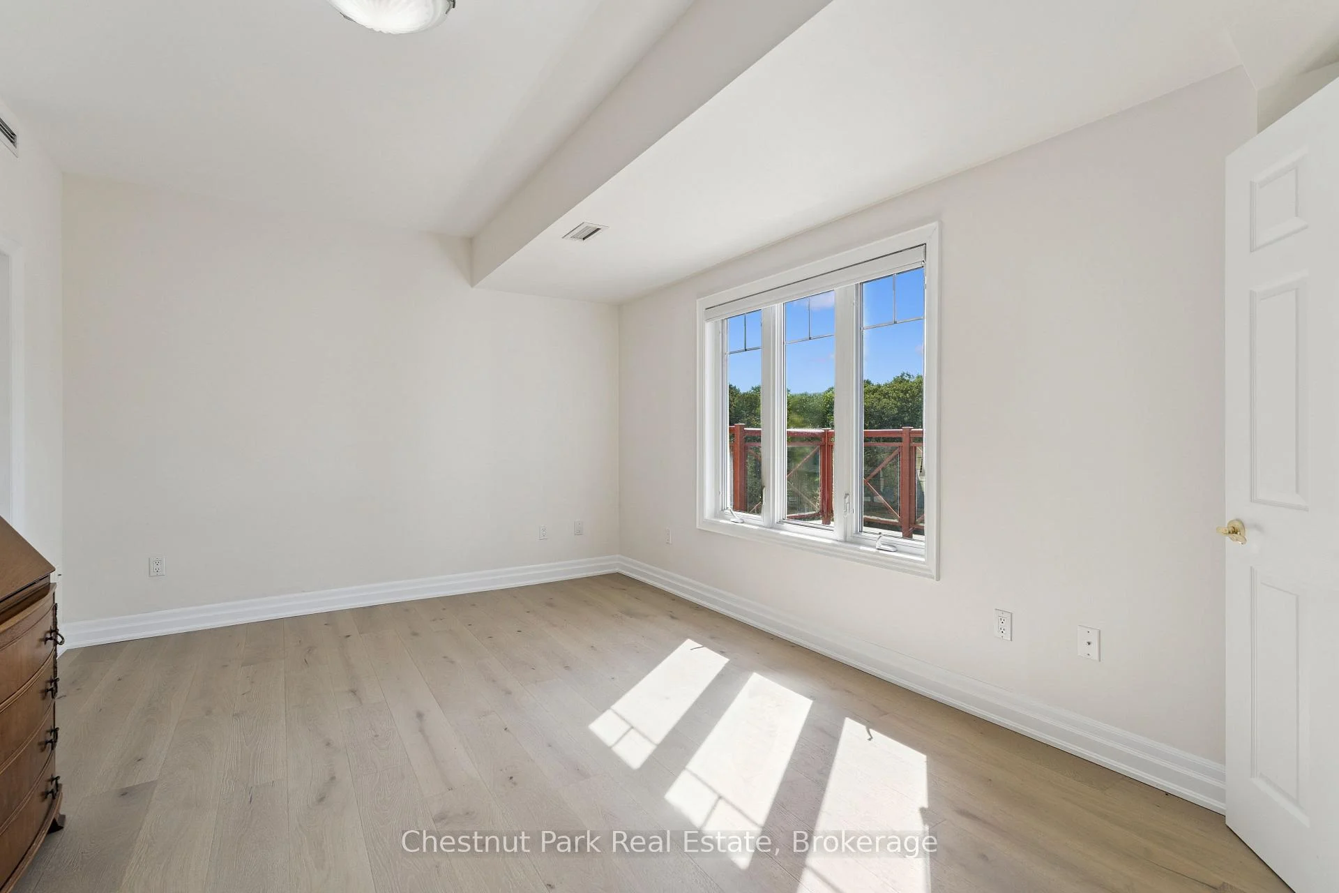 Photo 48 of Unit 601, 110 Steamship Bay Road, Gravenhurst, Muskoka (S) — HOMEH