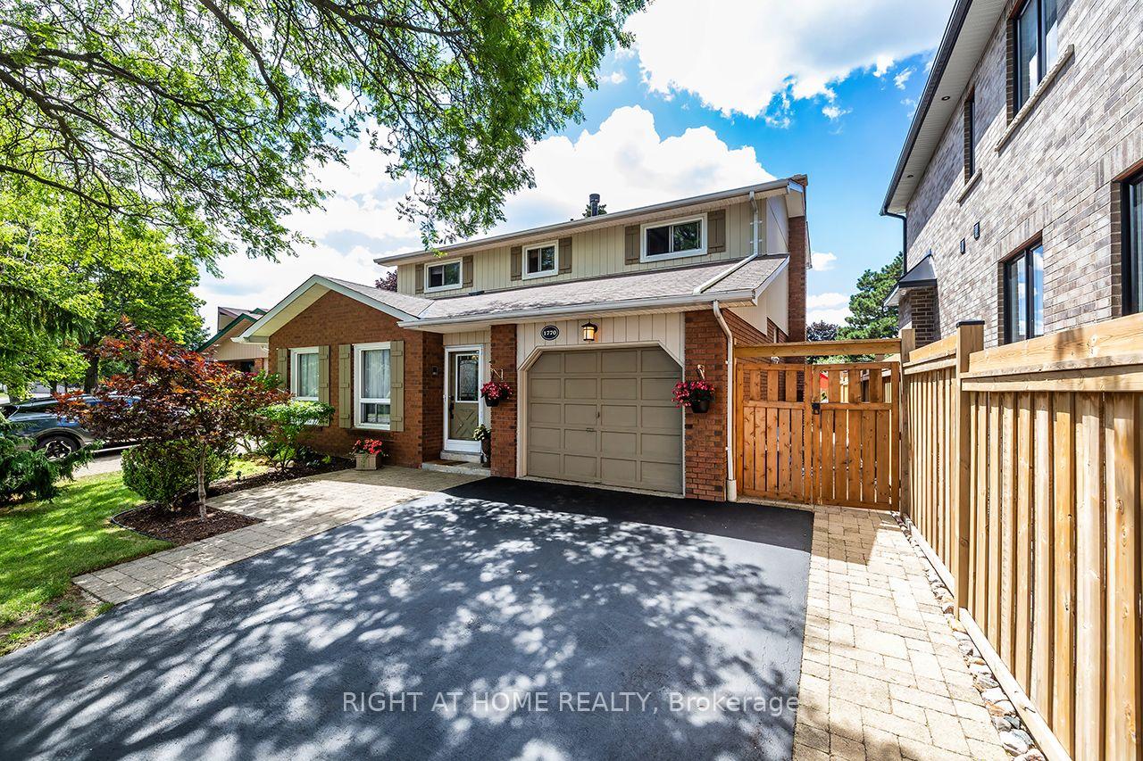 Photo 2 of 1770 Spruce Hill Road, Pickering, Dunbarton — HOMEH