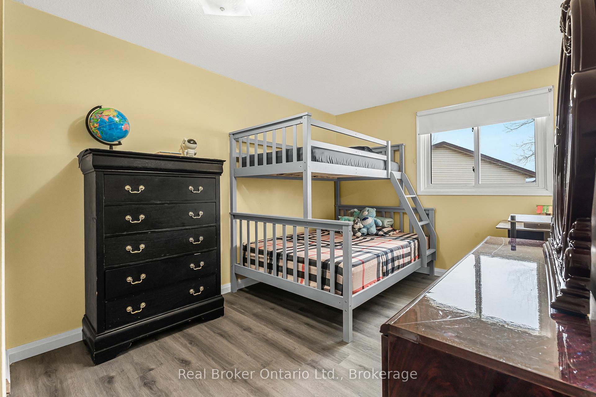 Photo 20 of Unit 8, 5982 Dunn Street, Niagara Falls, Arad/Fallsview — HOMEH