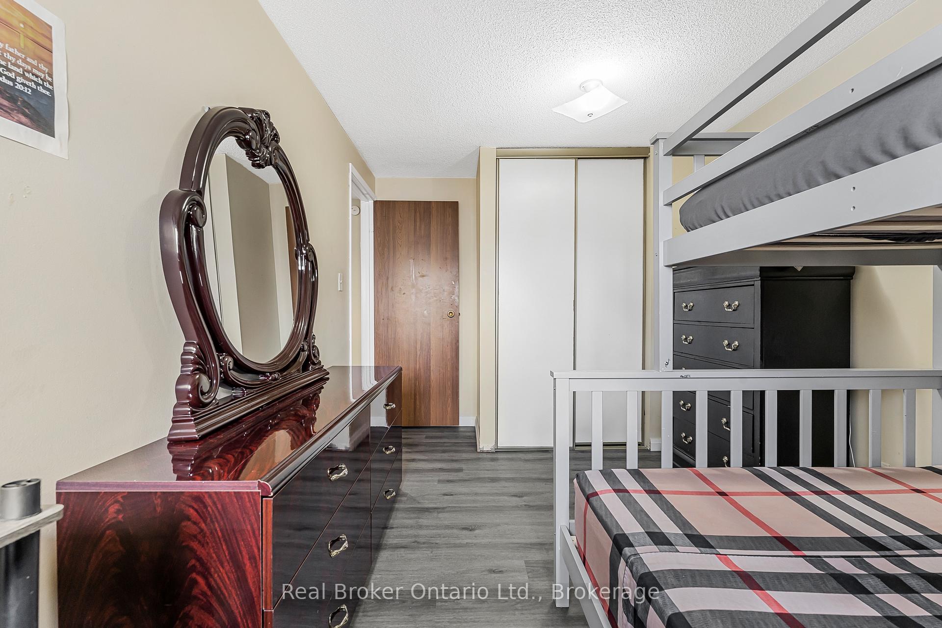 Photo 21 of Unit 8, 5982 Dunn Street, Niagara Falls, Arad/Fallsview — HOMEH
