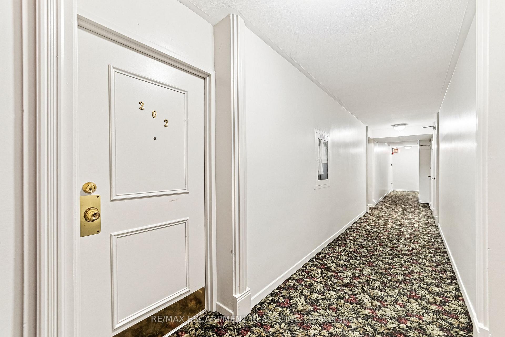 Photo 5 of Unit 202, 851 Queenston Road, Hamilton, Riverdale — HOMEH