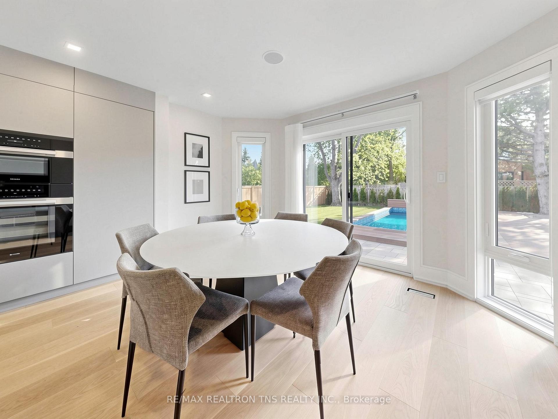 Photo 17 of 2 Eastgate Crescent, Richmond Hill, Bayview Hill — HOMEH