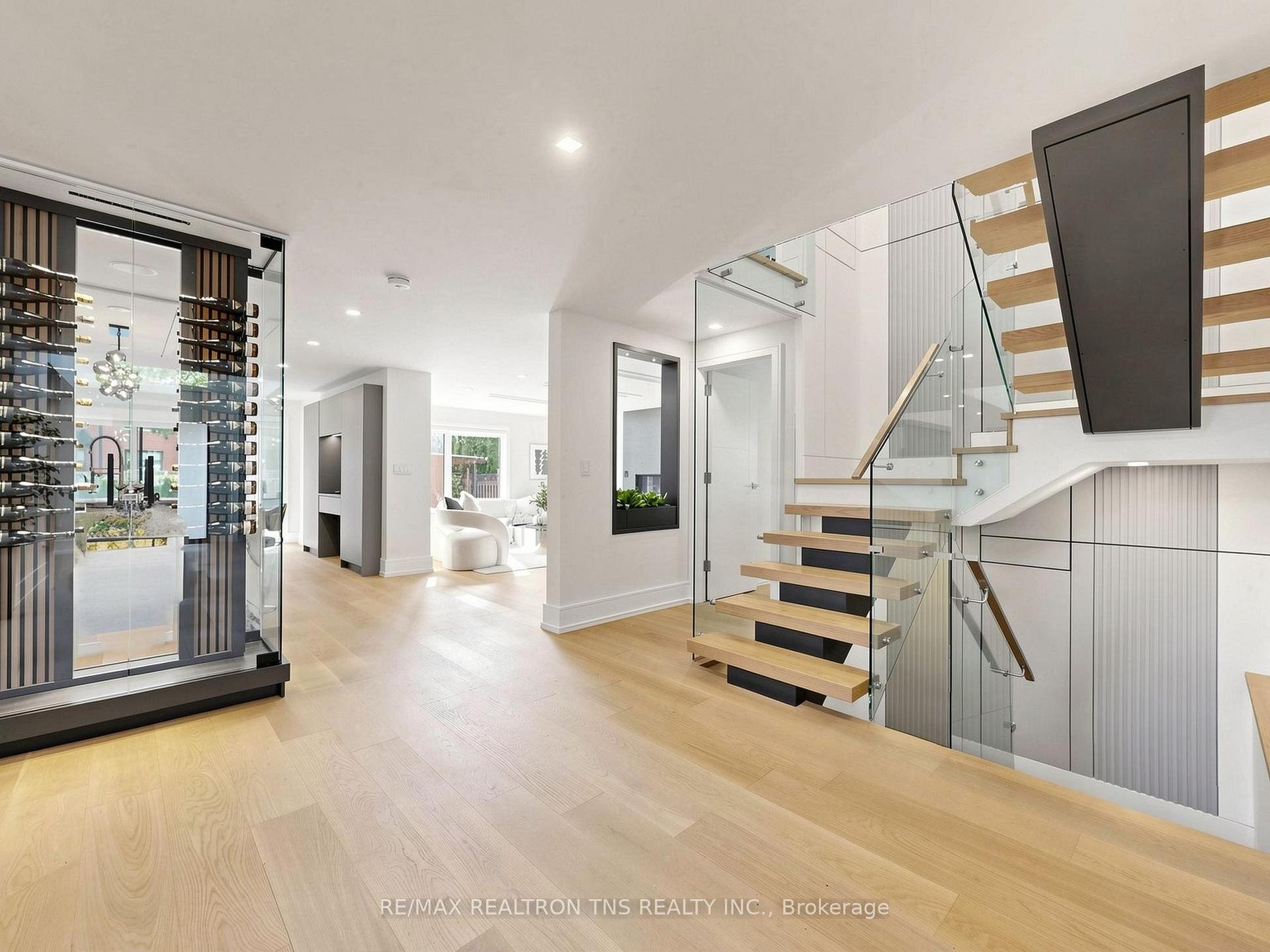 Photo 23 of 2 Eastgate Crescent, Richmond Hill, Bayview Hill — HOMEH