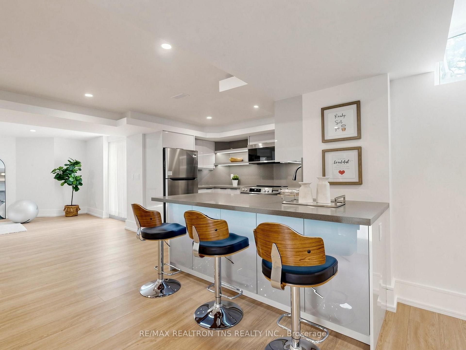 Photo 40 of 2 Eastgate Crescent, Richmond Hill, Bayview Hill — HOMEH