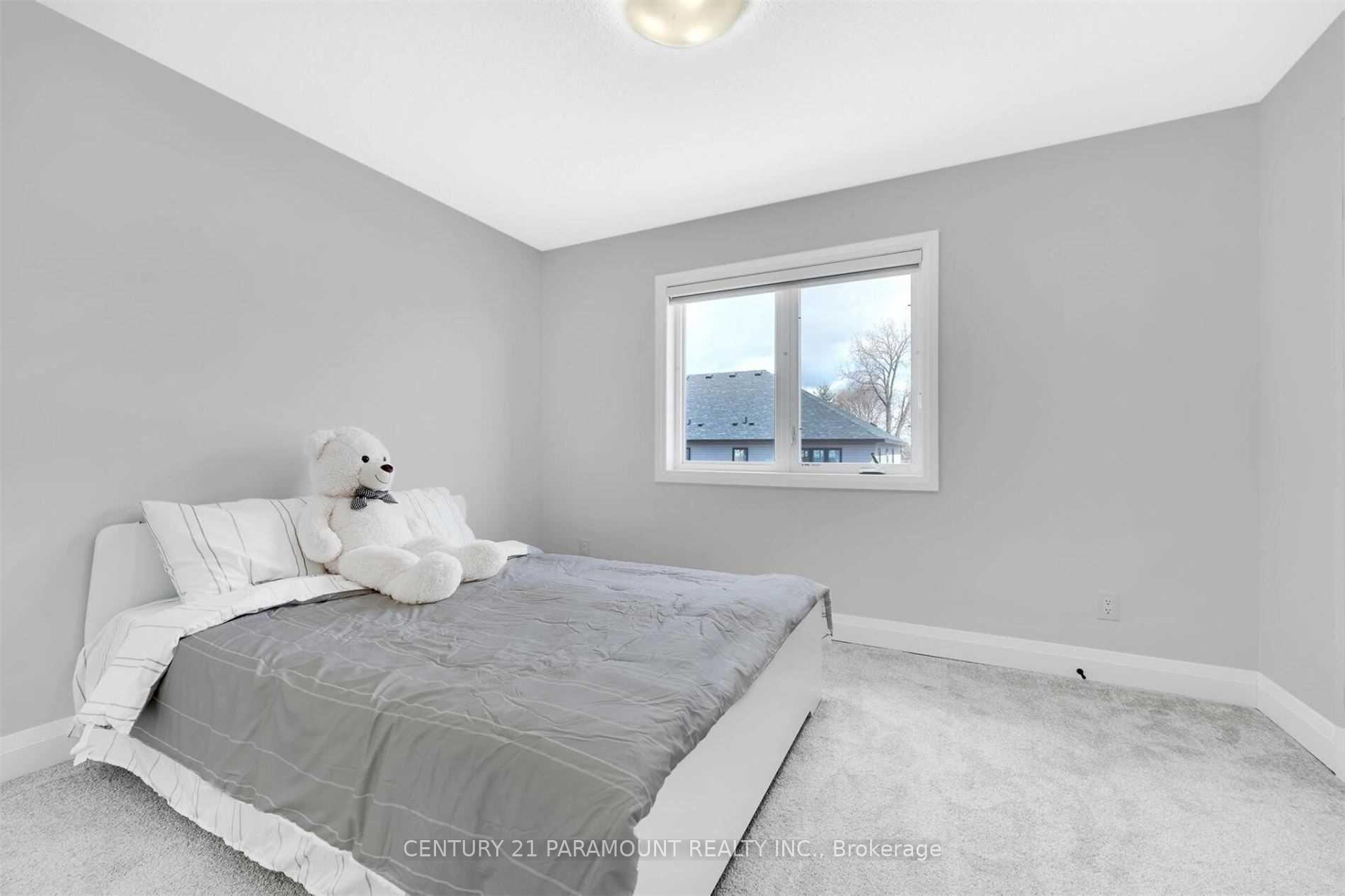 Photo 30 of 2997 Doyle Drive, London, South U — HOMEH
