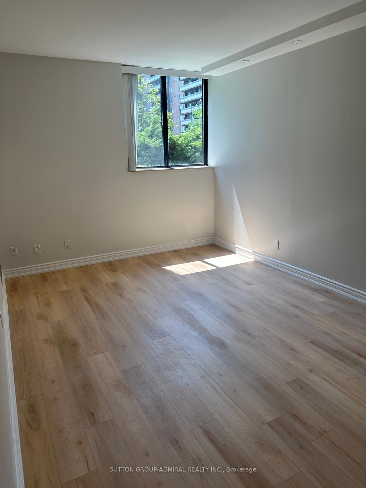 Photo 36 of Unit 105, 40 Baif Boulevard, Richmond Hill, North Richvale — HOMEH