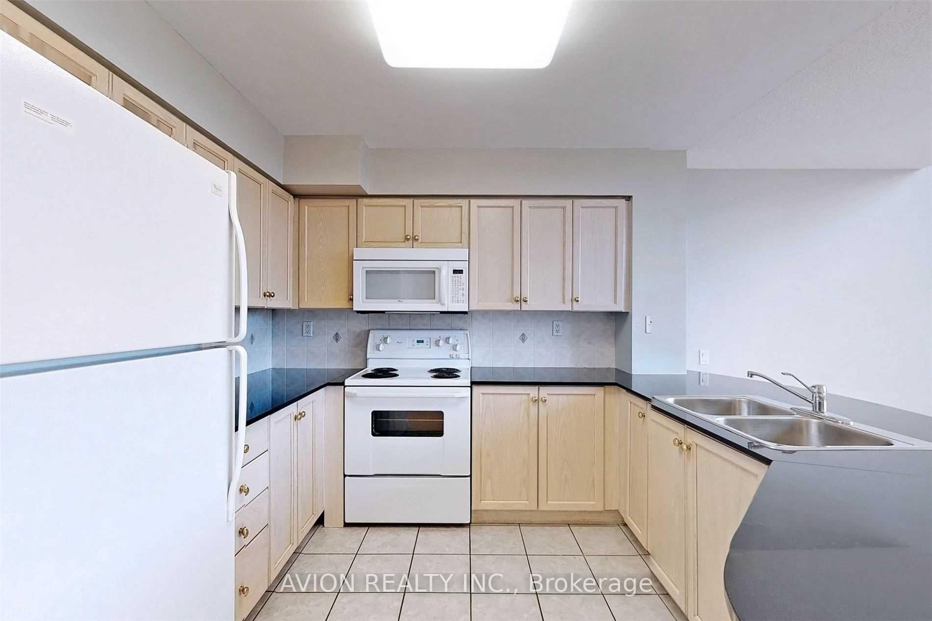 Photo 12 of Unit 320, 1720 Eglinton Avenue E, North York, Victoria Village — HOMEH