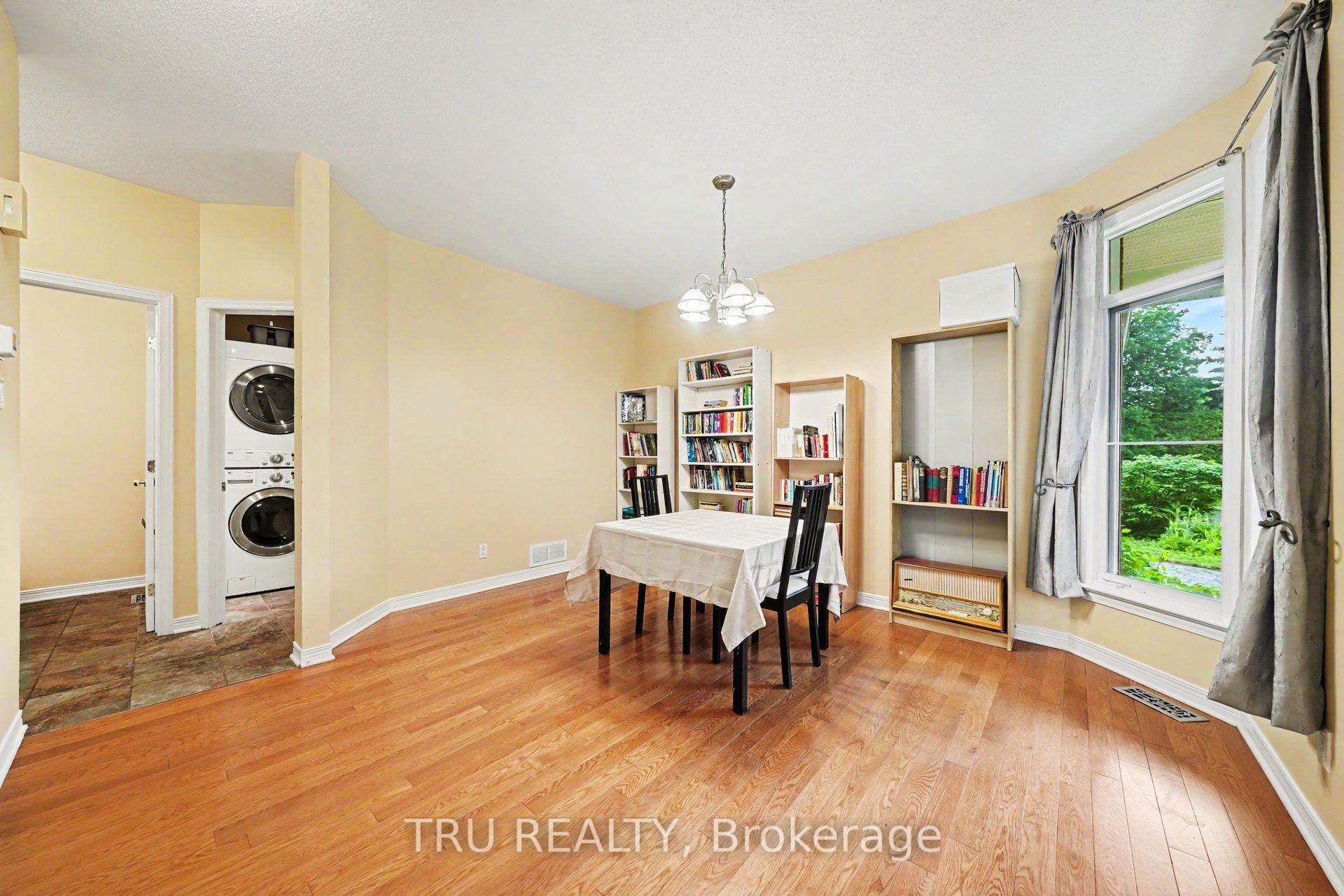 Photo 7 of 4082 Otter Tail Crescent, Ottawa, Riverside South/Gloucester Glen — HOMEH