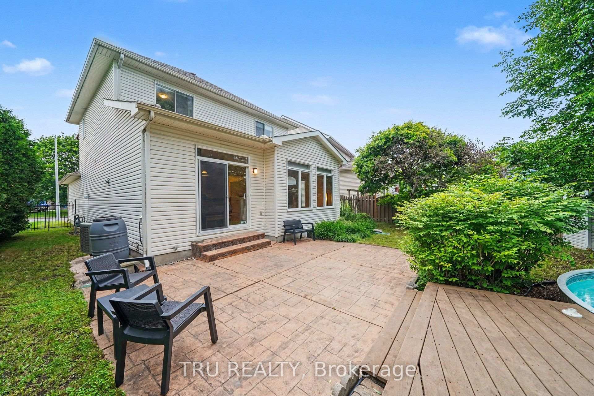 Photo 36 of 4082 Otter Tail Crescent, Ottawa, Riverside South/Gloucester Glen — HOMEH
