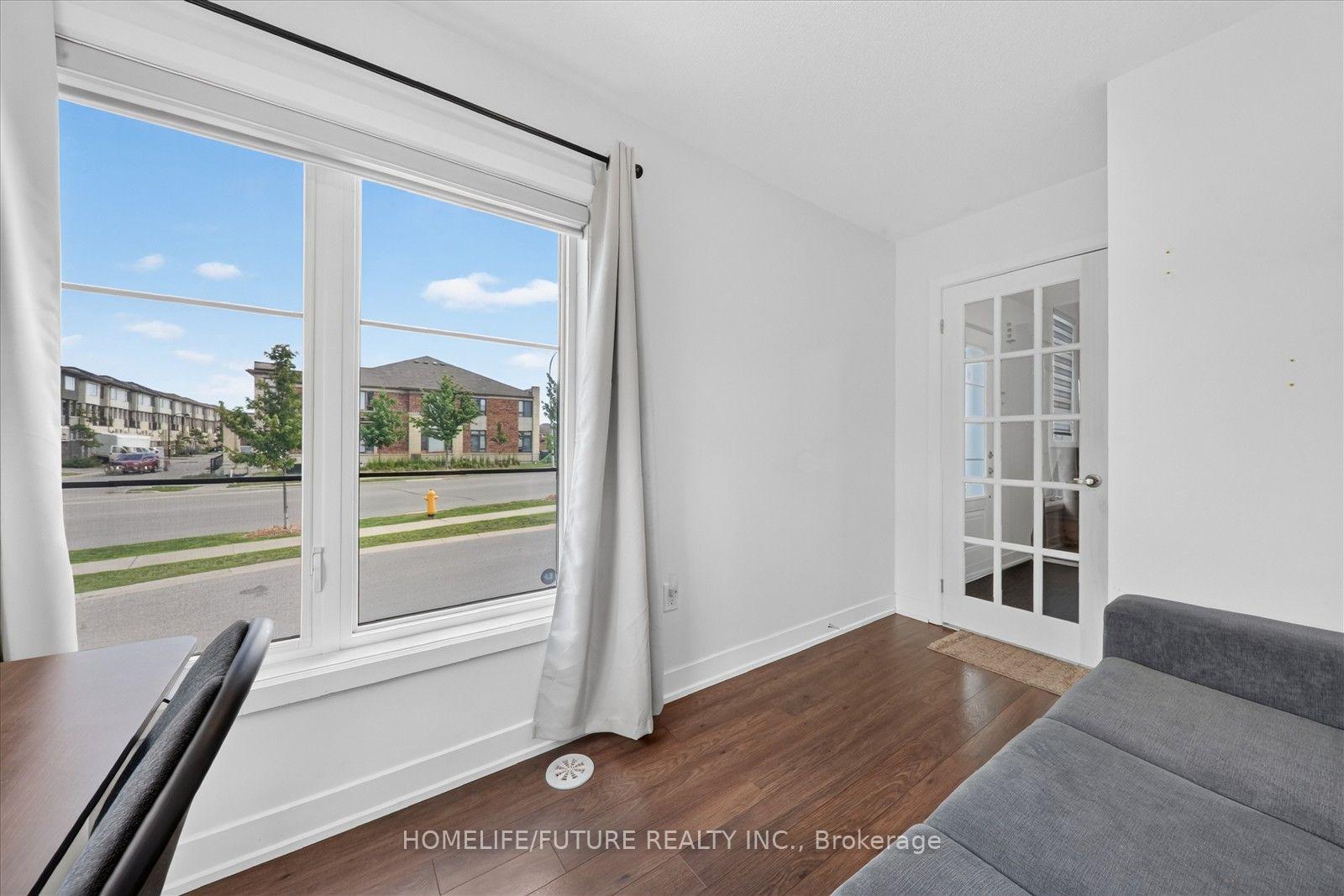 Photo 9 of 46 Pallock Hill Way, Whitby, Pringle Creek — HOMEH