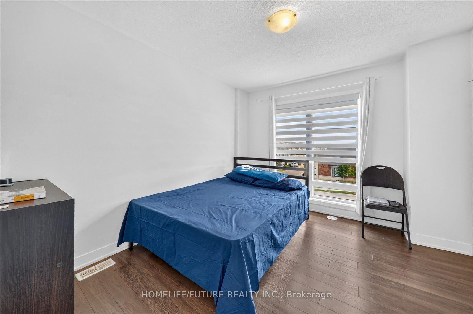 Photo 24 of 46 Pallock Hill Way, Whitby, Pringle Creek — HOMEH