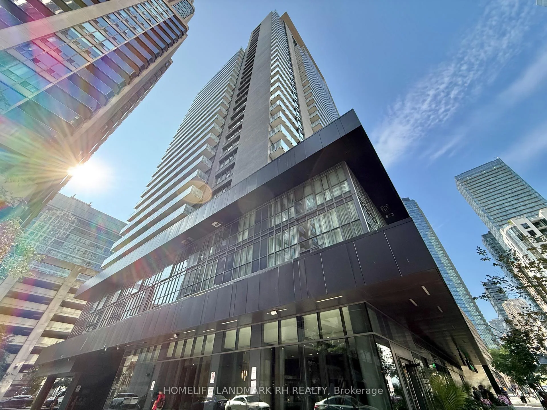 Front of Unit 601, 770 Bay Street