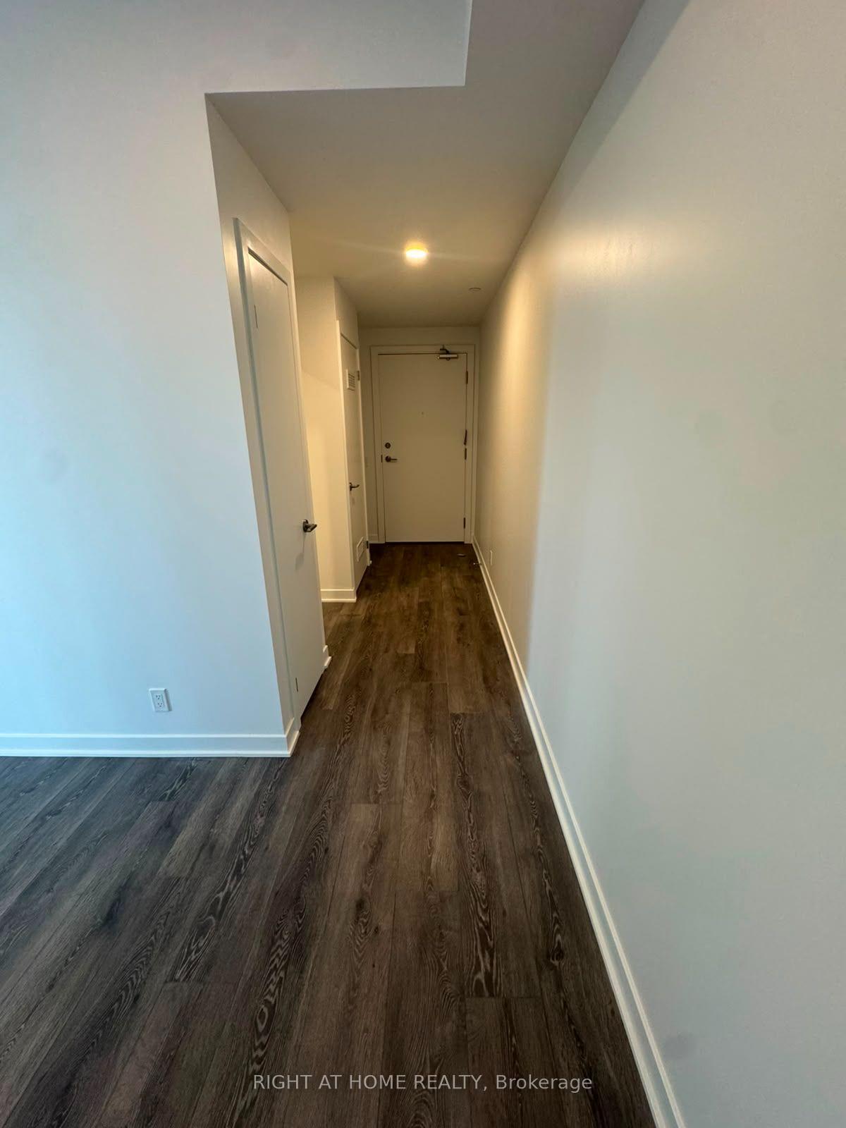Photo 2 of Unit 1704, 10 Flavelle Trail, Vaughan, Steeles West Industrial — HOMEH