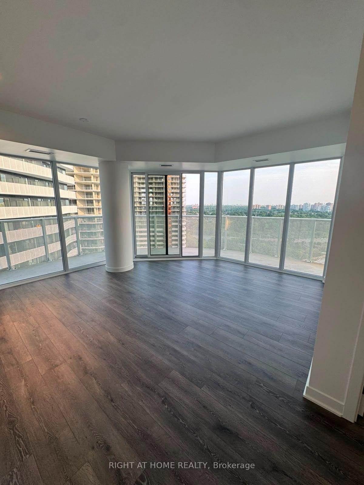 Photo 4 of Unit 1704, 10 Flavelle Trail, Vaughan, Steeles West Industrial — HOMEH