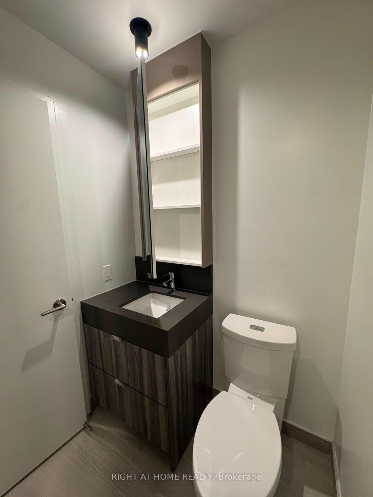 Photo 10 of Unit 1704, 10 Flavelle Trail, Vaughan, Steeles West Industrial — HOMEH
