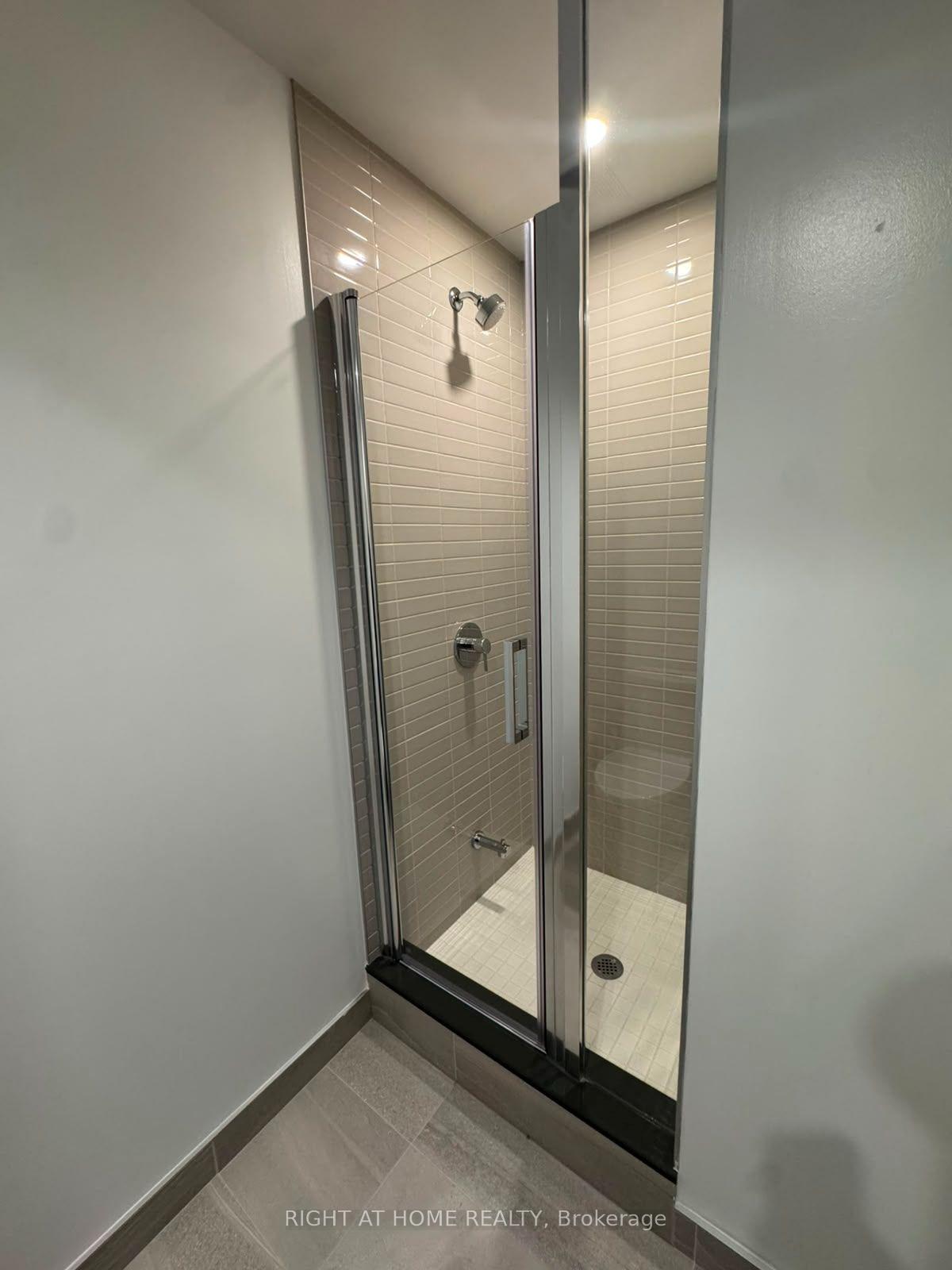 Photo 11 of Unit 1704, 10 Flavelle Trail, Vaughan, Steeles West Industrial — HOMEH