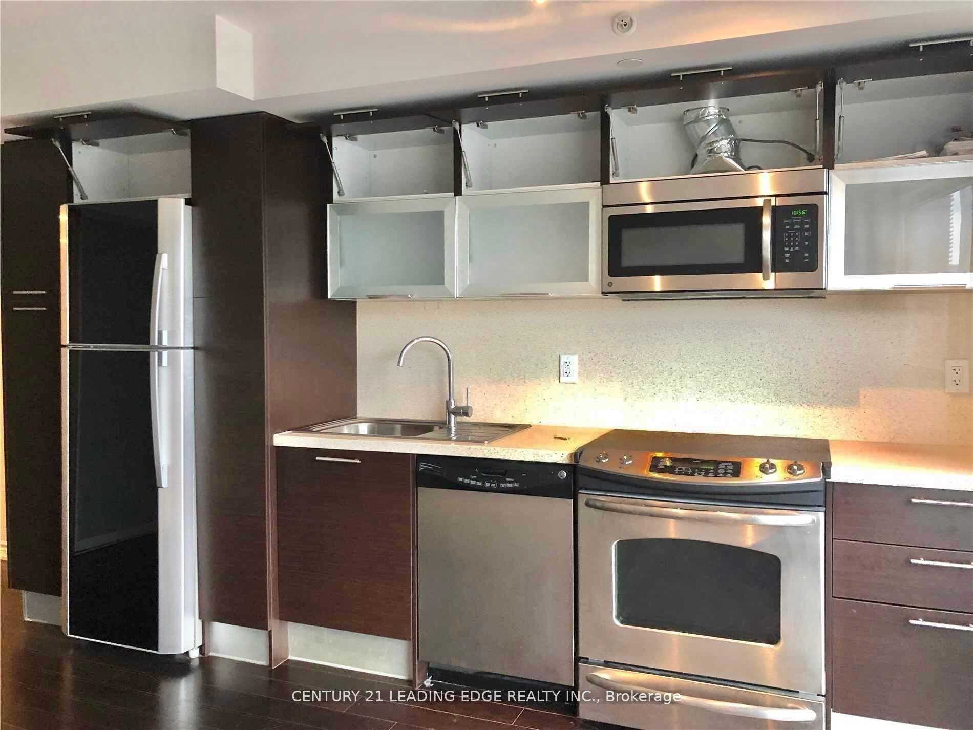 Photo 5 of Unit 706, 386 Yonge Street, Toronto, Bay Street Corridor — HOMEH