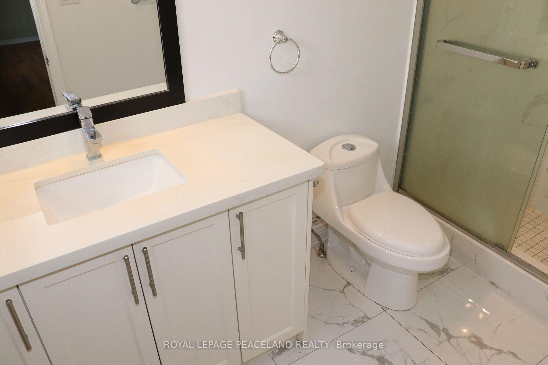 Photo 11 of 609 Walpole Crescent, Newmarket, Stonehaven-Wyndham — HOMEH
