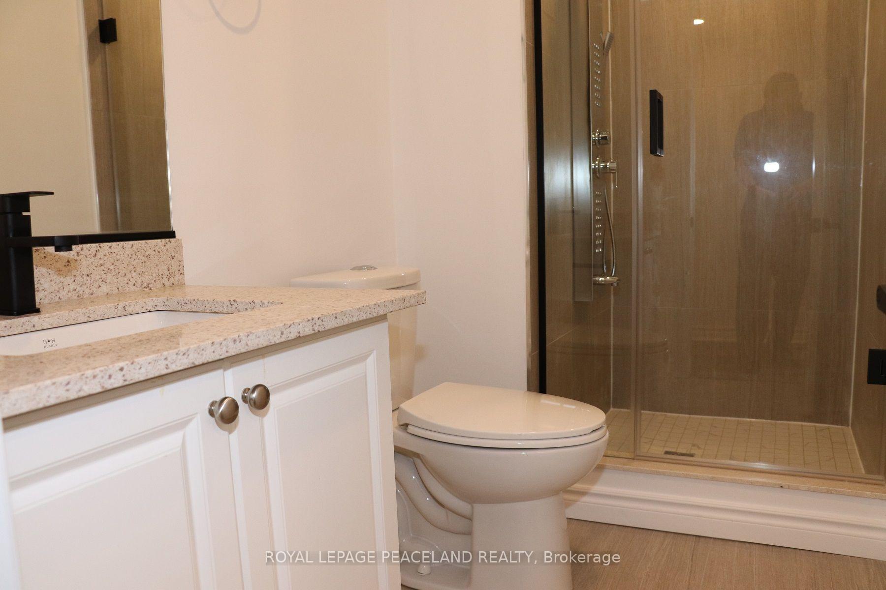 Photo 19 of 609 Walpole Crescent, Newmarket, Stonehaven-Wyndham — HOMEH
