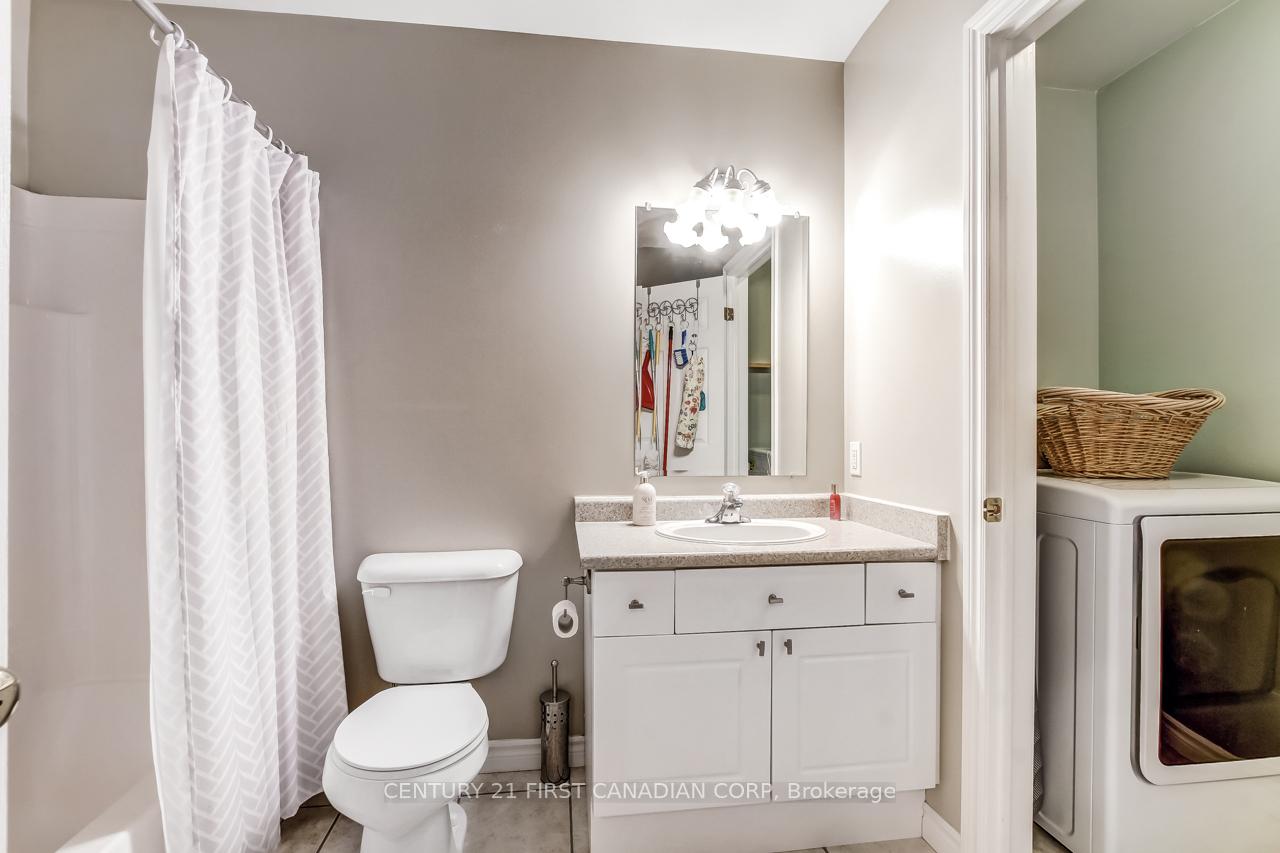 Photo 6 of Unit 47, 1077 Hamilton Road, London, East O — HOMEH