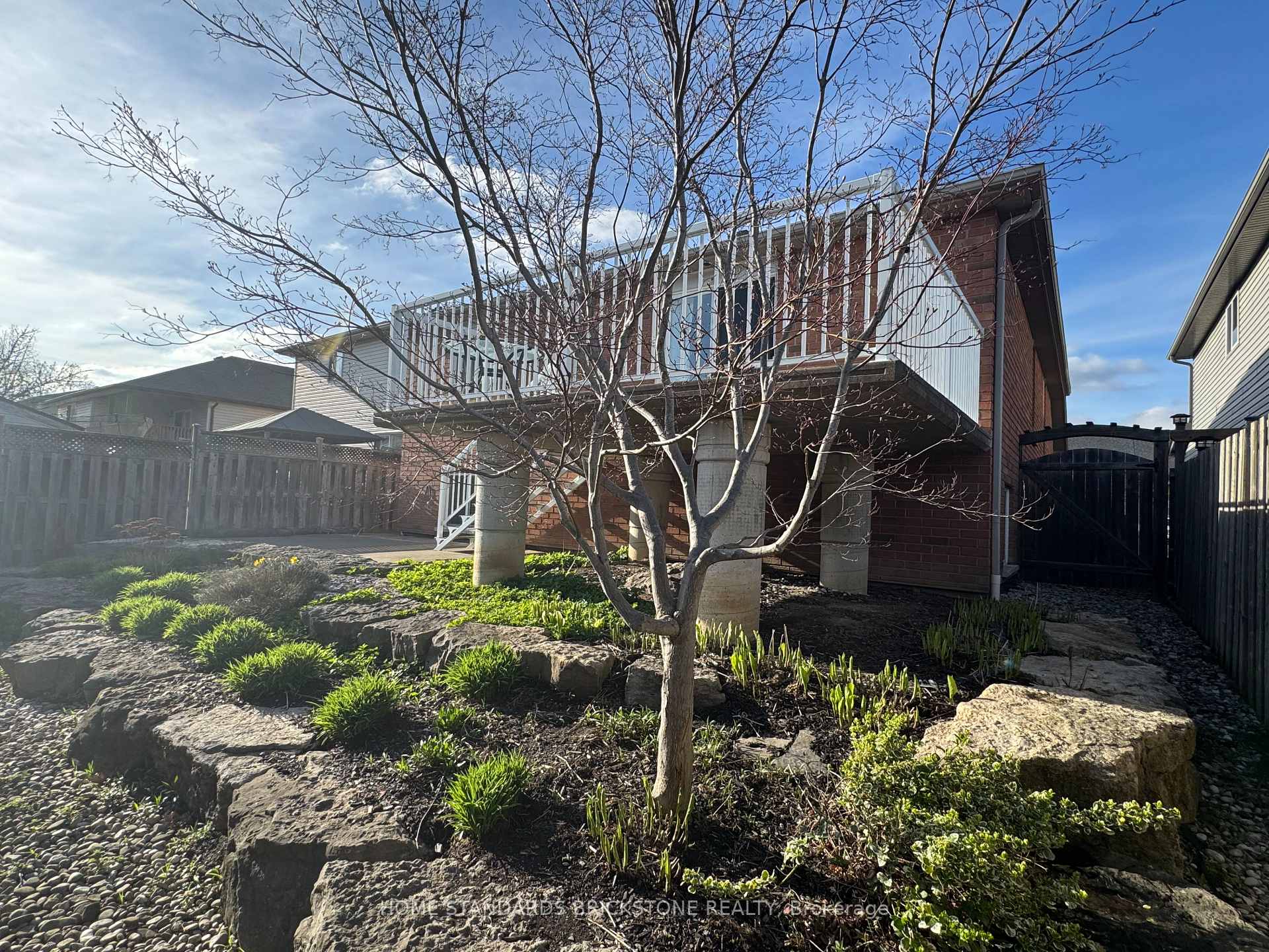 Photo 43 of 412 Autumn Crescent, Welland, West Welland — HOMEH