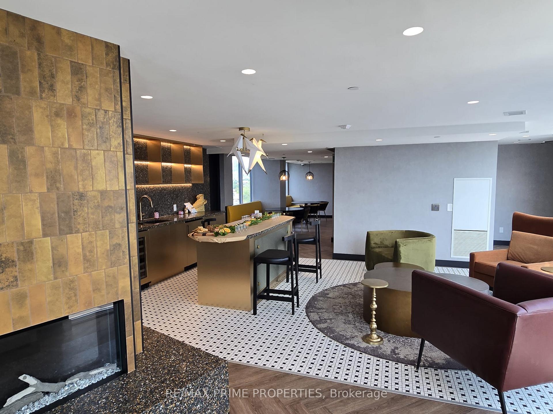 Photo 10 of 5 Lakeview Avenue, Toronto, Trinity-Bellwoods — HOMEH