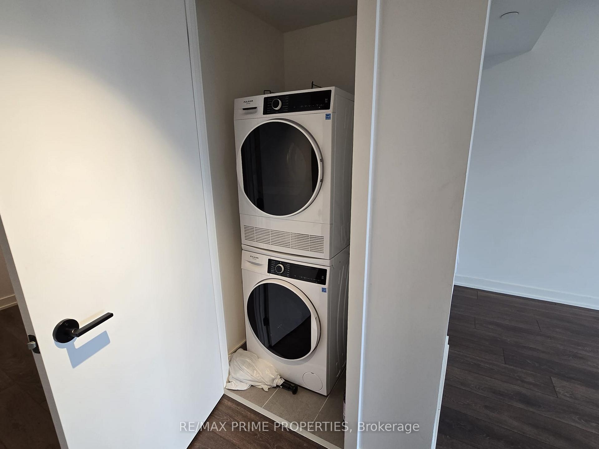 Photo 16 of 5 Lakeview Avenue, Toronto, Trinity-Bellwoods — HOMEH