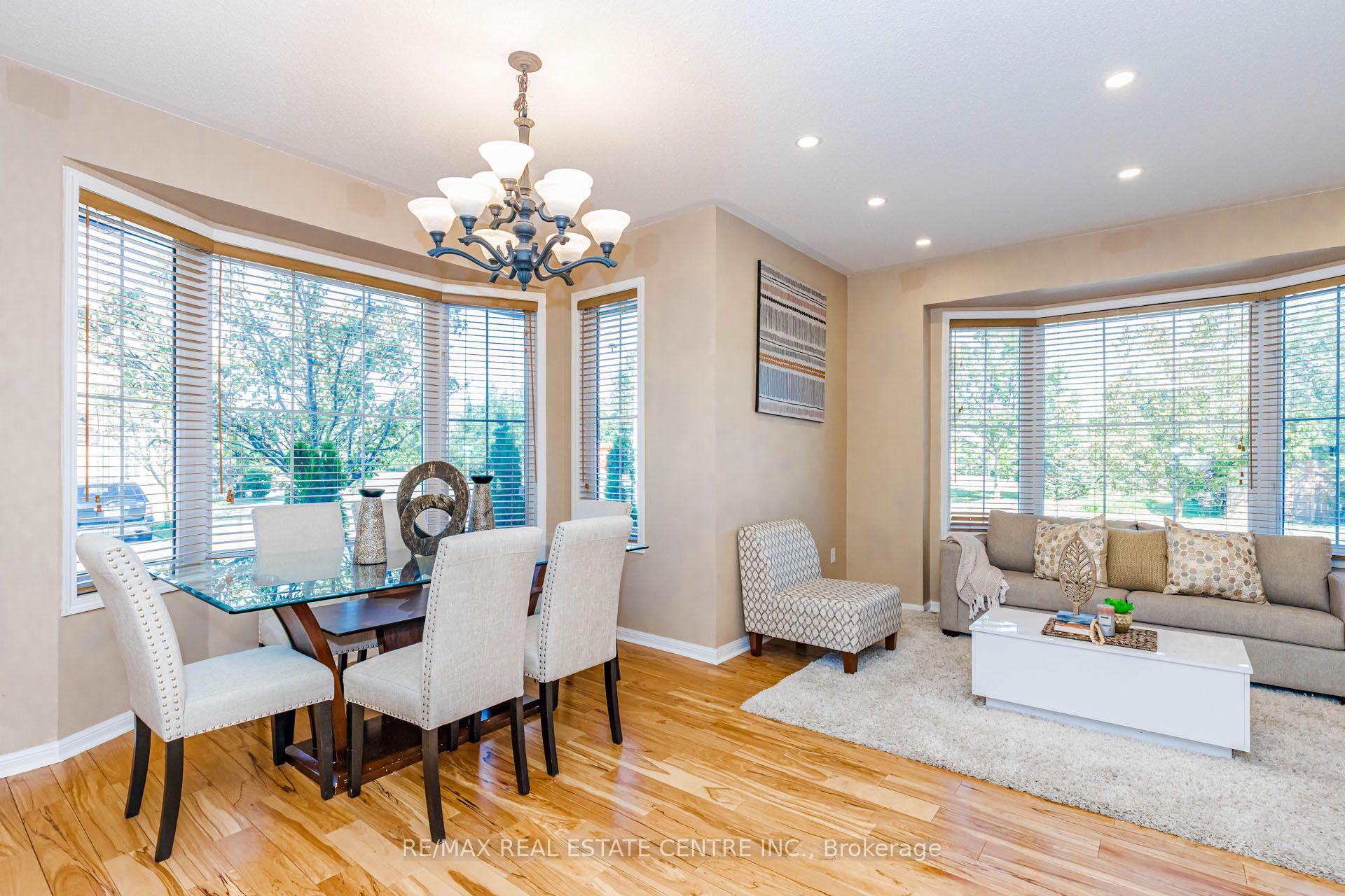 Photo 8 of 14 Alboreto Way, Brampton, Credit Valley — HOMEH